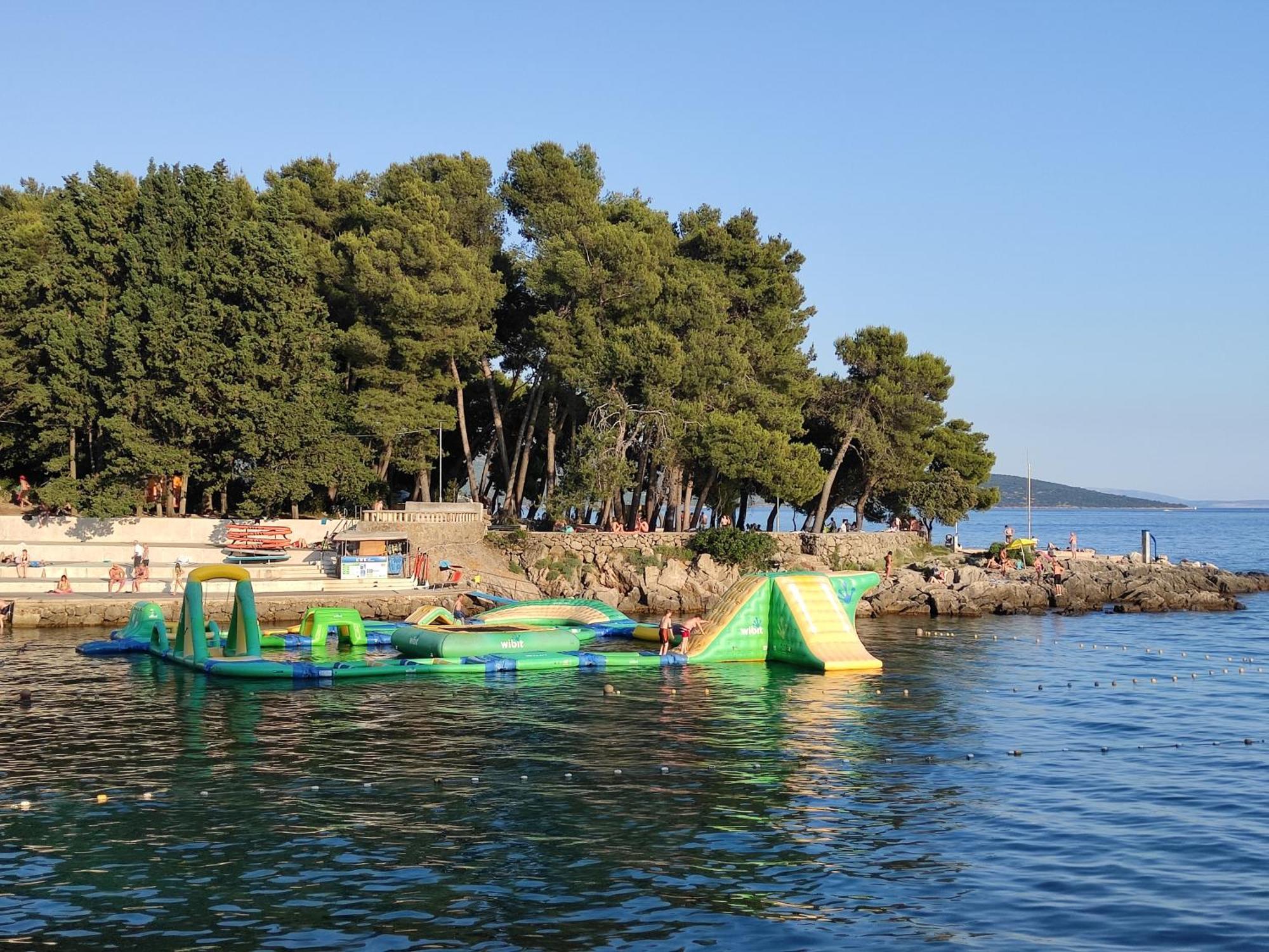 Vila Beleca Krk - Apartments Rest & Sea クルク エクステリア 写真